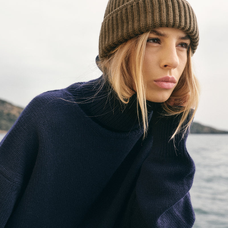 ISSIMO Cashmere Olive Hat