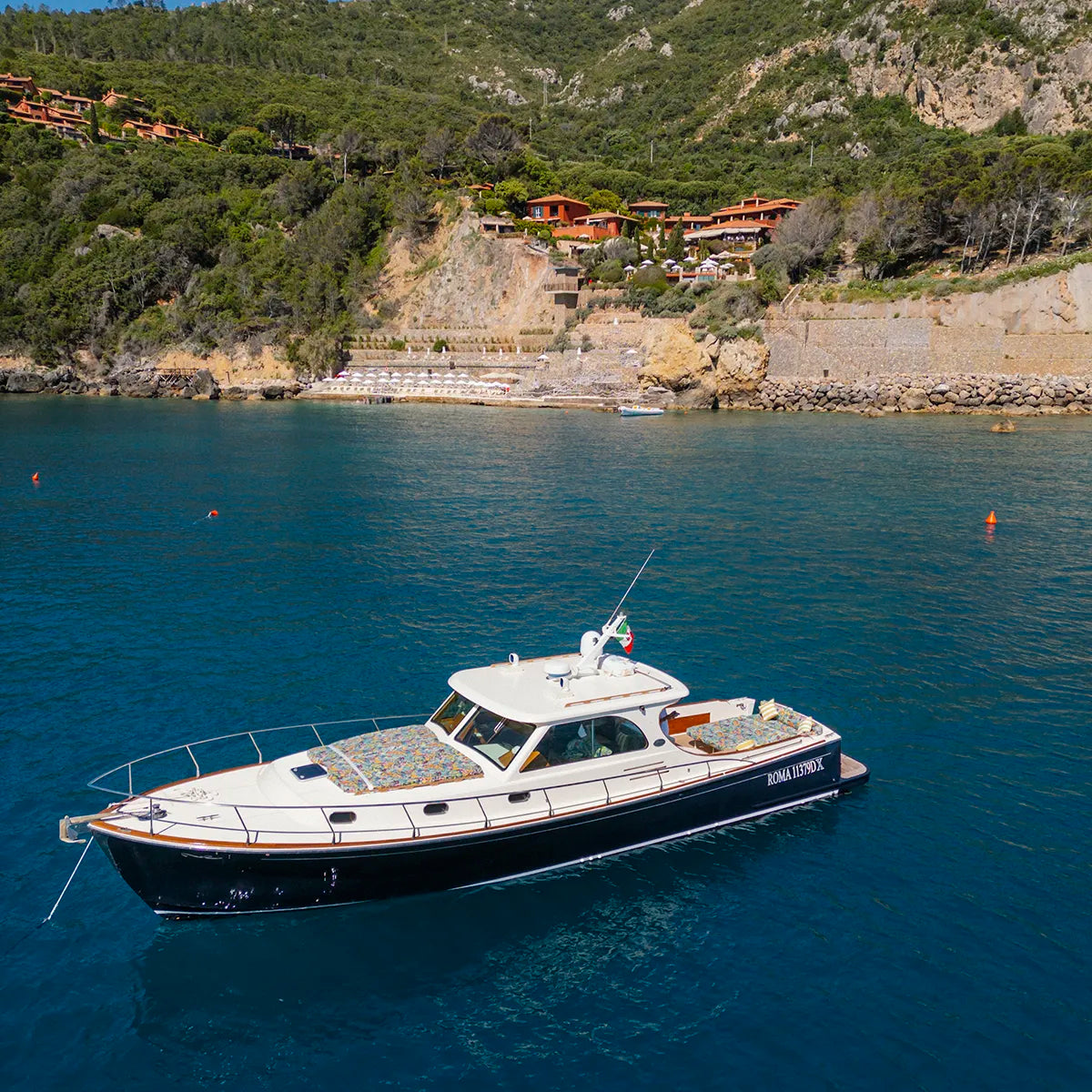 ISSIMO’s Travel Guide to Boat-Tripping Around the Tuscan Archipelago