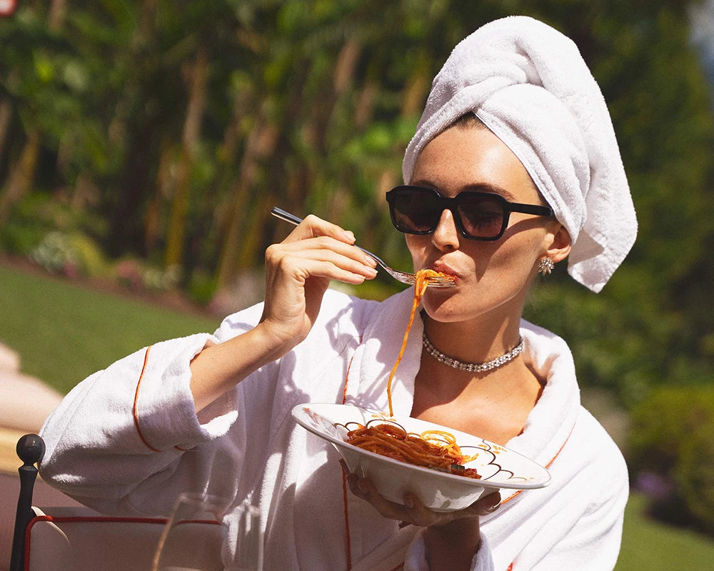 La Dolce Moda: Unveiling the Secrets of Dressing Like an Italian Woman for Fashion Week