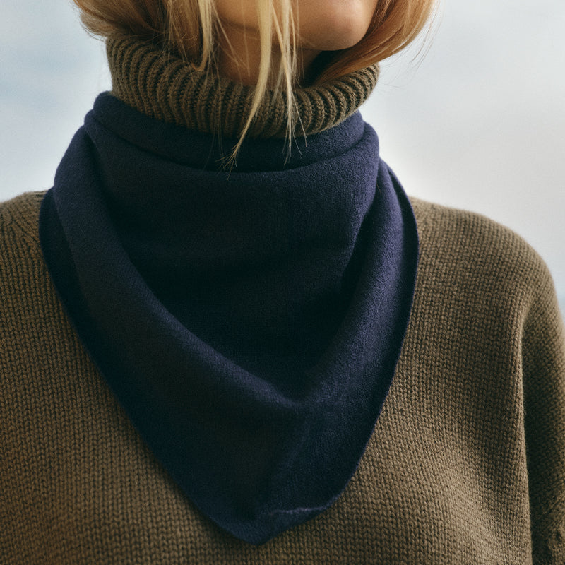 ISSIMO Cashmere Blue Navy Triangle Scarf