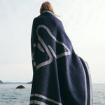 ISSIMO Il Pellicano Cashmere Blanket
