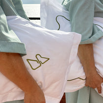 ISSIMO X Frette Boudoir Il Pellicano Pillow case