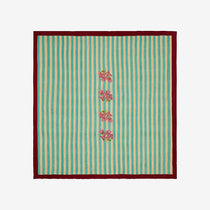 ISSIMO X Lisa Corti Bougainvillea White Veronese Stripes Quilt