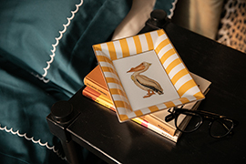 Il Pellicano Change Tray, porcelain by Matilde Argiolas. Yellow & white stripes on fichISSIMO, hotels souvenirs