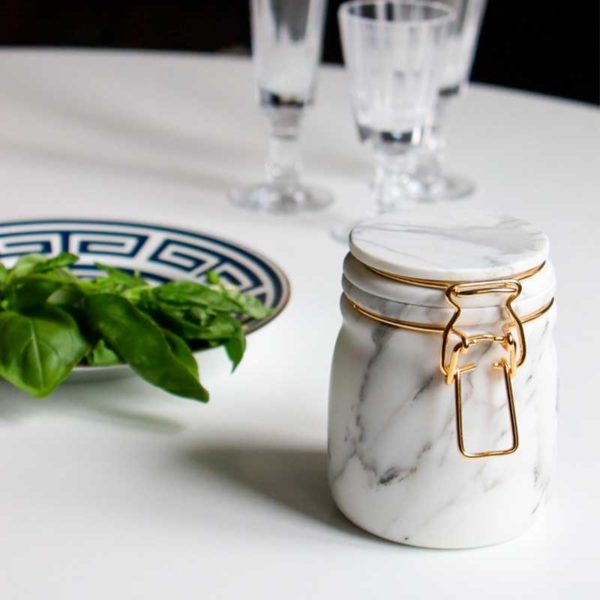 Editions Milano miss marble calacatta, ivory lifestyle basil home decor ISSIMO