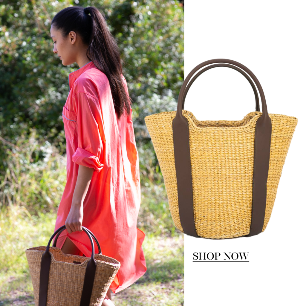 This ISSIMO exclusive straw tote bag, Straw and leather.