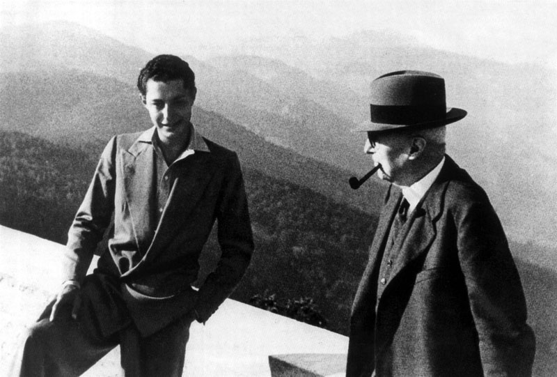 A young Gianni Agnelli and his grandfather, founder of FIAT Giovanni Agnelli