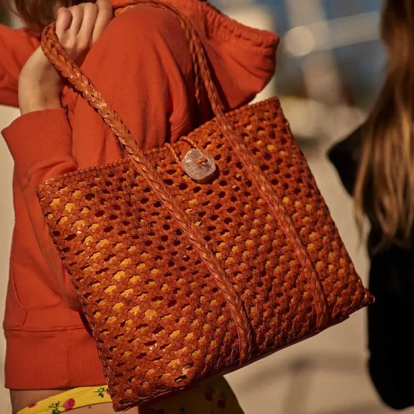 Iacobella circe vienna tote, orange lifestyle bags accessories ISSIMO