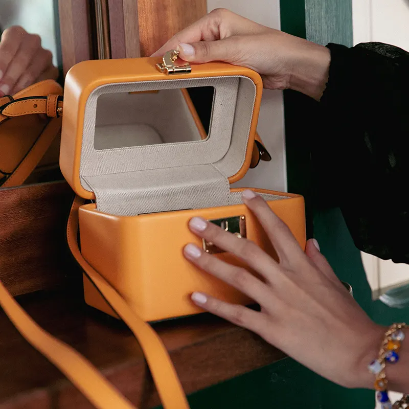 ISSIMO x Tanner Krolle Annabel Vanity Bag, ochre mirror lifestyle