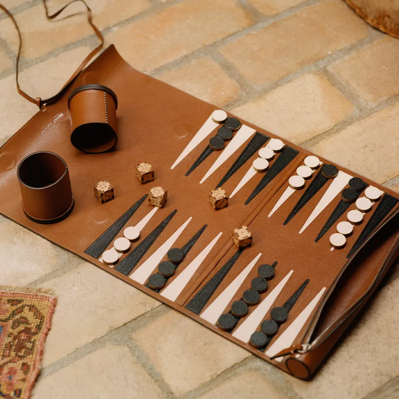 Métier Backgammon Set Cognac, lifestyle fashion ISSIMO