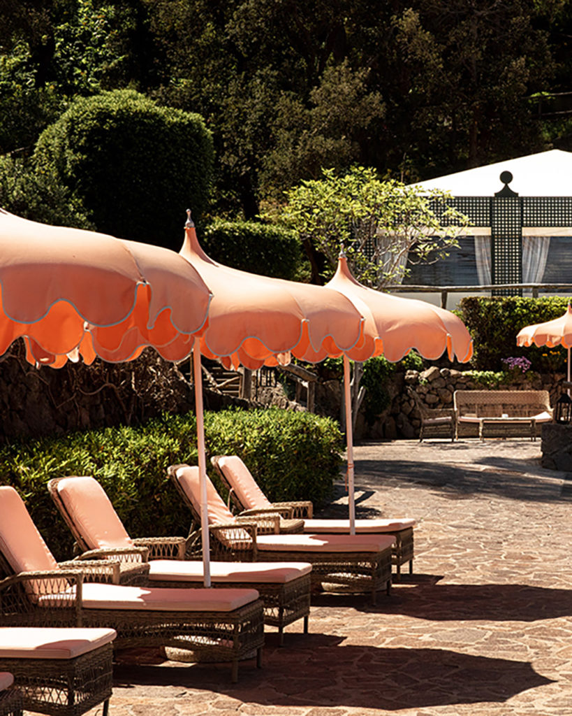 ISSIMO Visconti Pink, Umbrella. Mezzatorre Hotel, Piazzetta Visconti. Ischia, Italy.