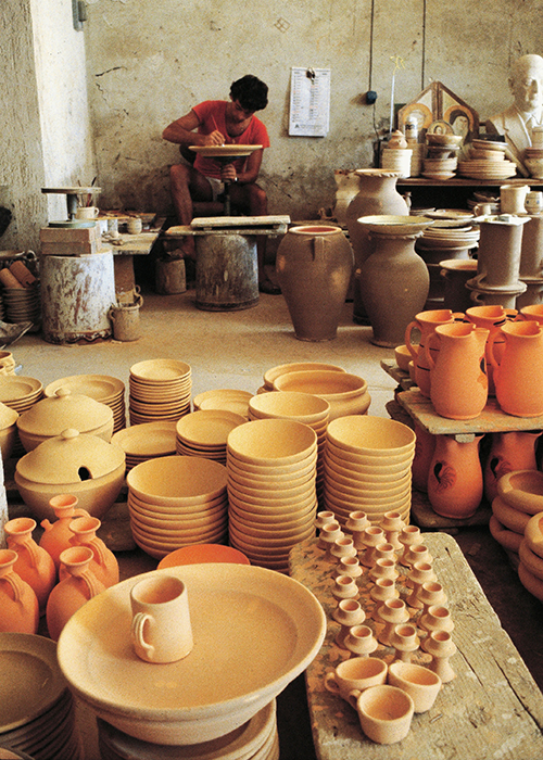 A Journey through Art and Tradition. Grottaglie: Puglia's Rustic Elegance